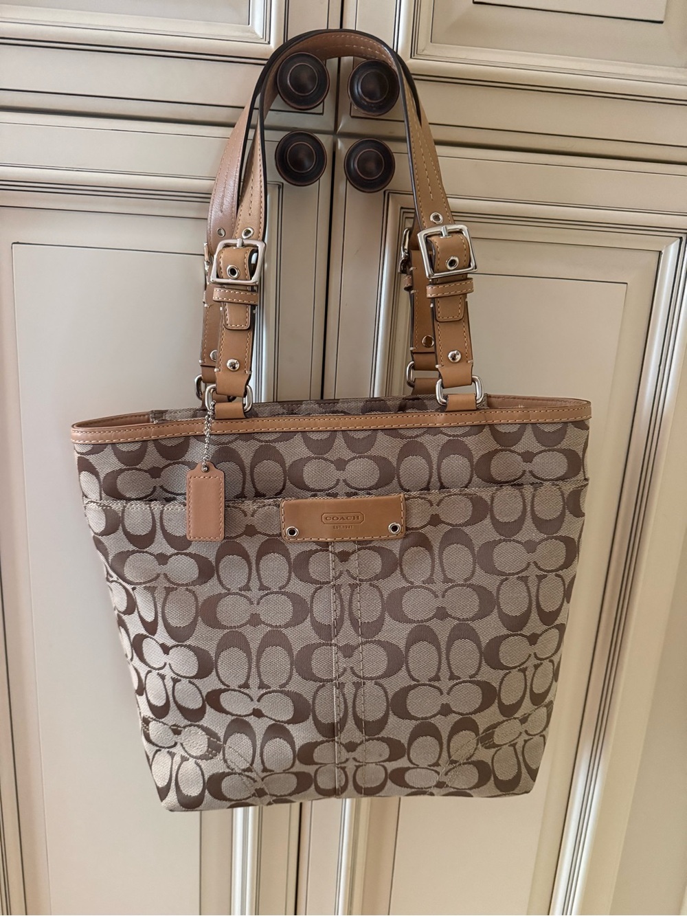 EUC- authentic COACH Tan Signature Canvas Tote Bag